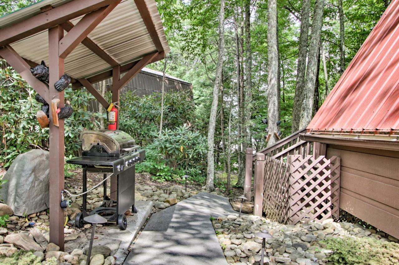 Вилла A-Frame Cabin With Hot Tub Less Than 1 Mi To Ober Гатлинбург Экстерьер фото