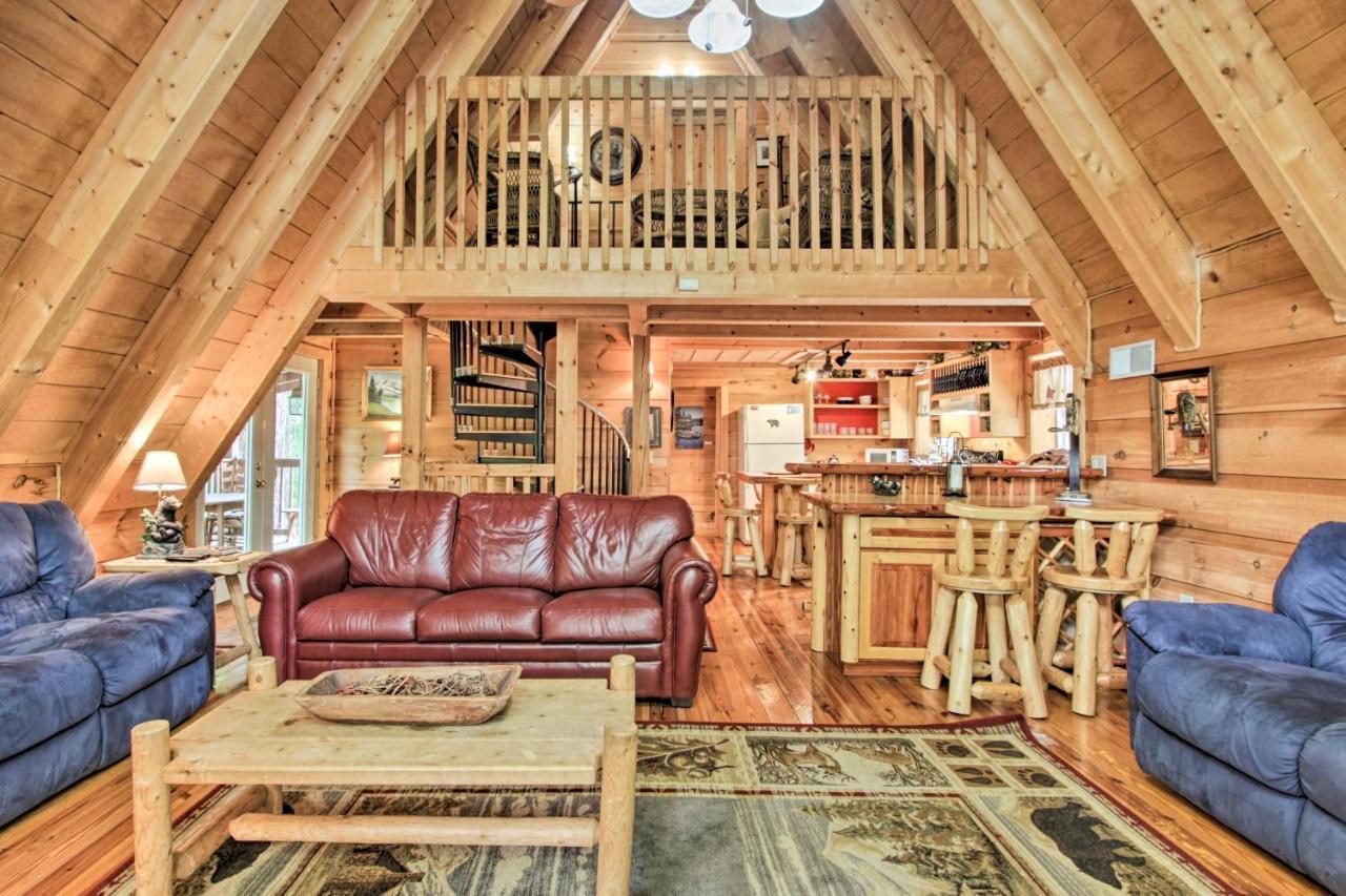 Вилла A-Frame Cabin With Hot Tub Less Than 1 Mi To Ober Гатлинбург Экстерьер фото