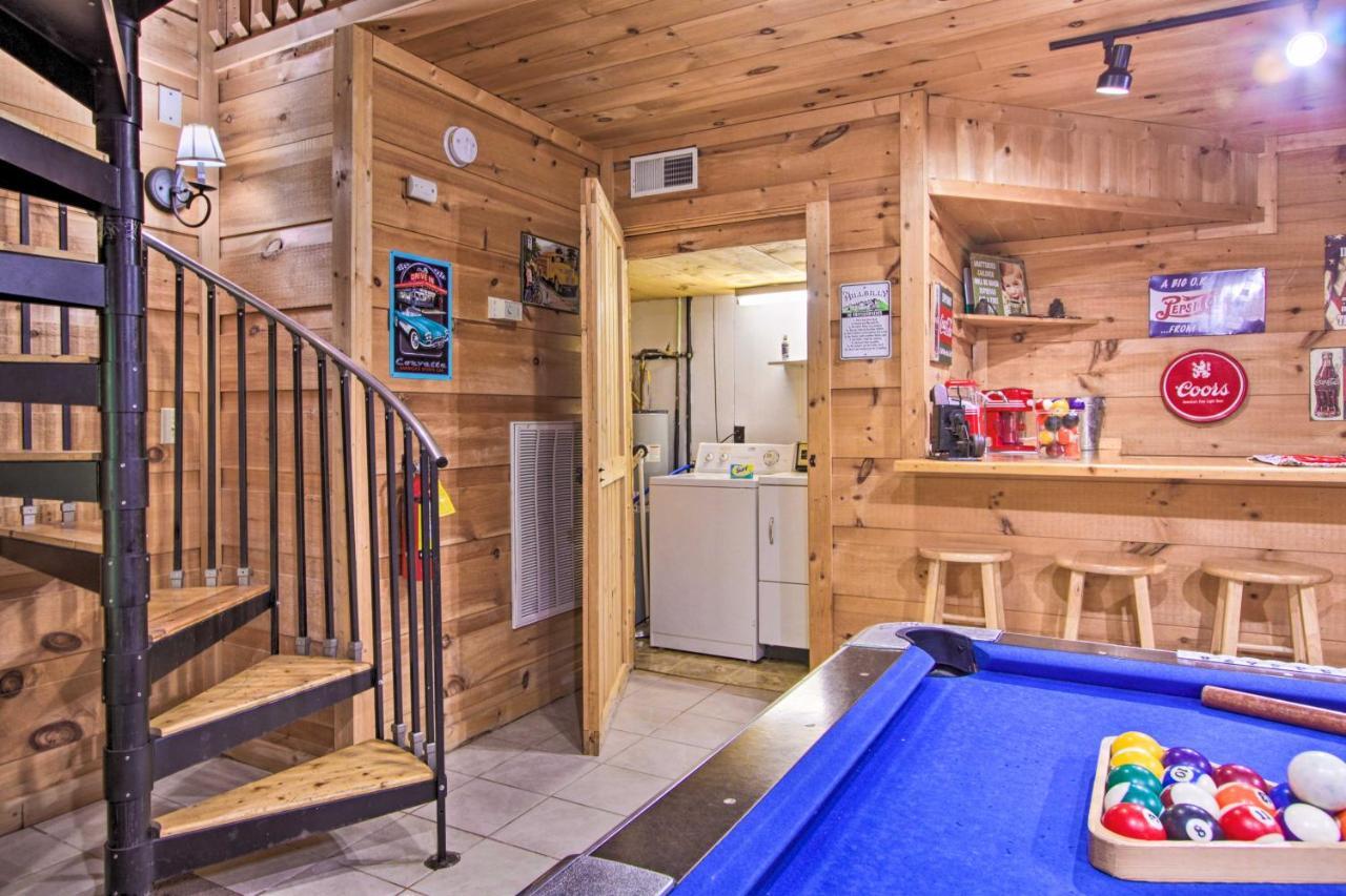 Вилла A-Frame Cabin With Hot Tub Less Than 1 Mi To Ober Гатлинбург Экстерьер фото