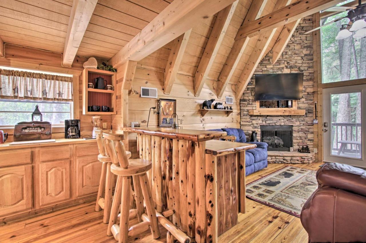 Вилла A-Frame Cabin With Hot Tub Less Than 1 Mi To Ober Гатлинбург Экстерьер фото